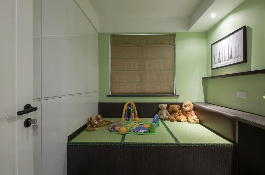 108平米卧室榻榻米床装修设计图赏析