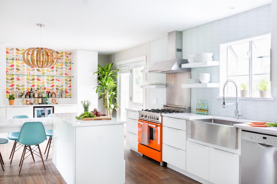 2019北欧风格厨房不锈钢橱柜拉篮设计图片