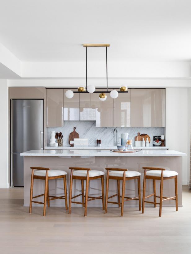 2019国外家庭开放式厨房吧台设计图片