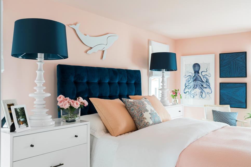 2019温馨家庭卧室房间台设计图片