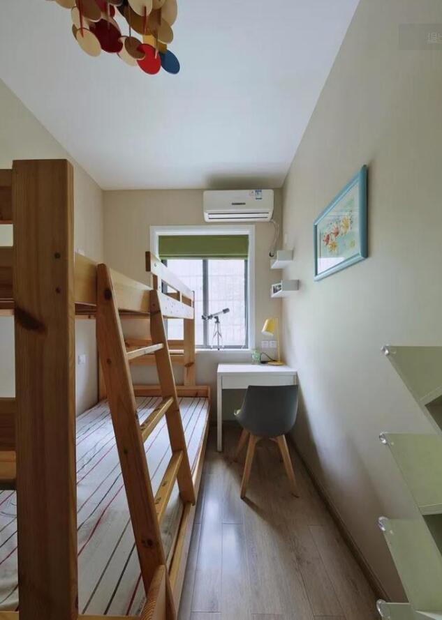 50平米小两居儿童房高低床装修效果图