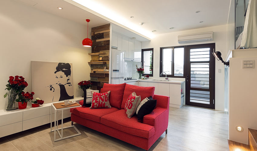 50平米小两居客厅红色沙发装修图片
