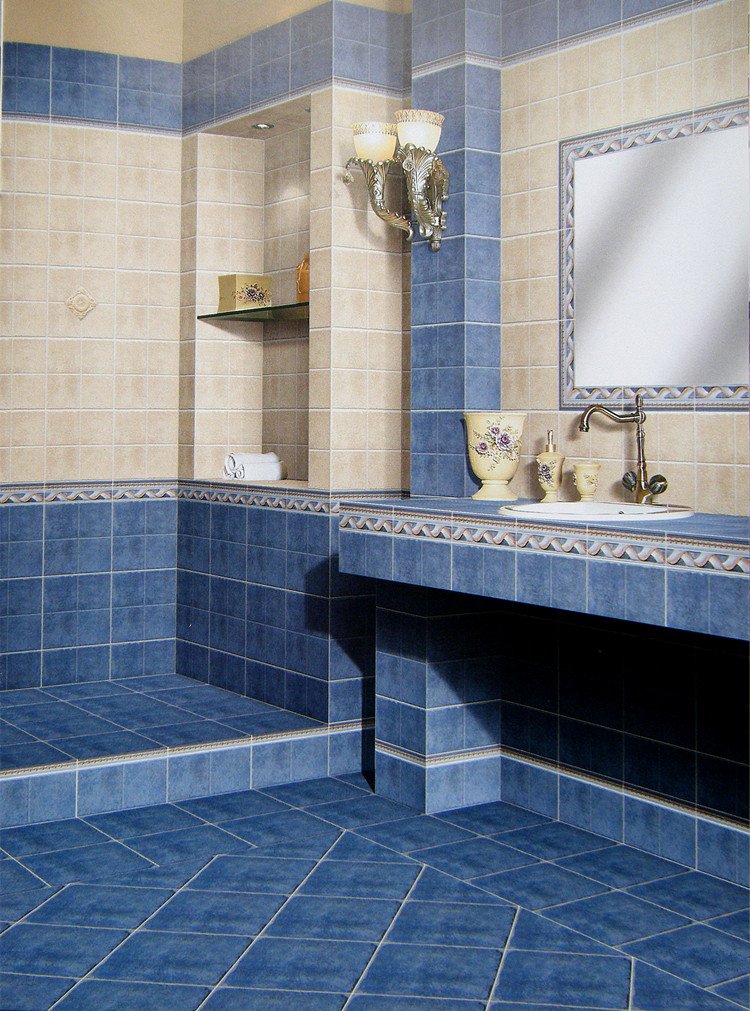 别墅卫生间蓝色地面蓝色瓷砖装修效果图片
