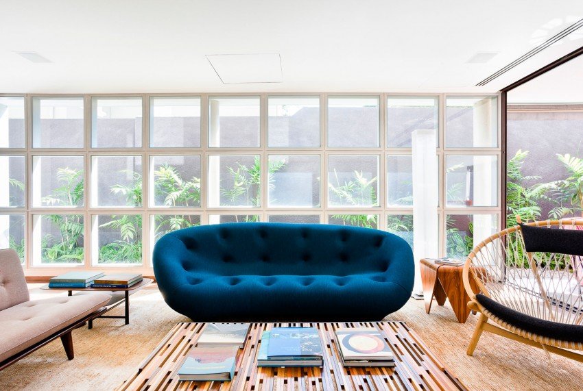 花园洋房样板房客厅创意蓝色沙发图片