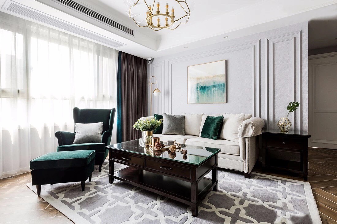 美式轻奢风格120平米三居客厅沙发墙装饰图片