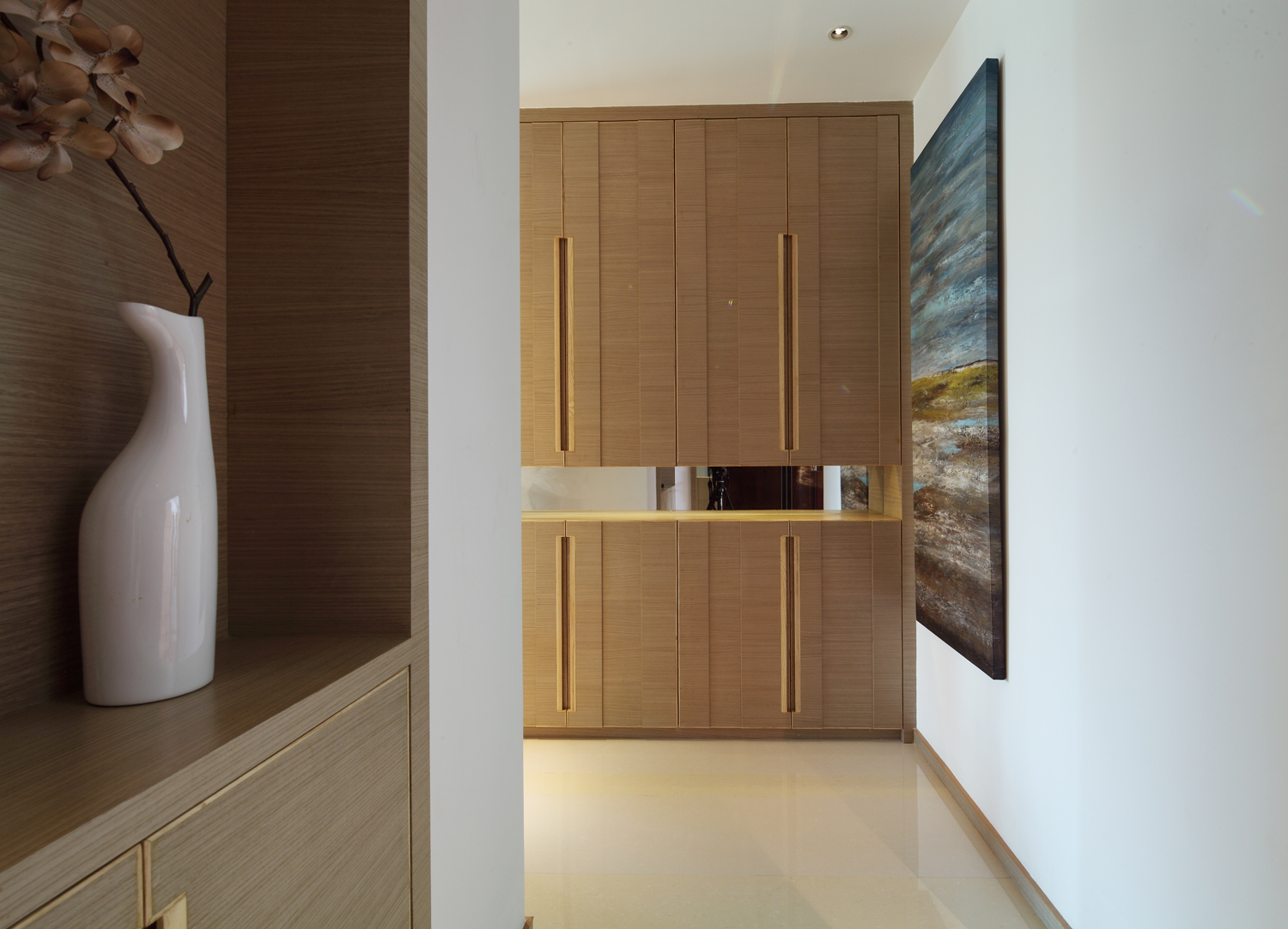 世纪东山88平米两居室现代简约风格玄关装修效果图