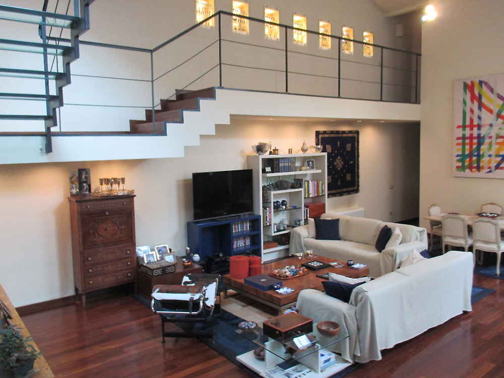 现代别墅客厅布艺沙发装修设计效果图片