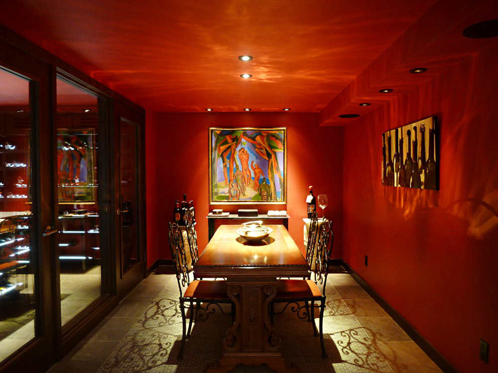 新古典别墅餐厅红色墙面装修效果图片